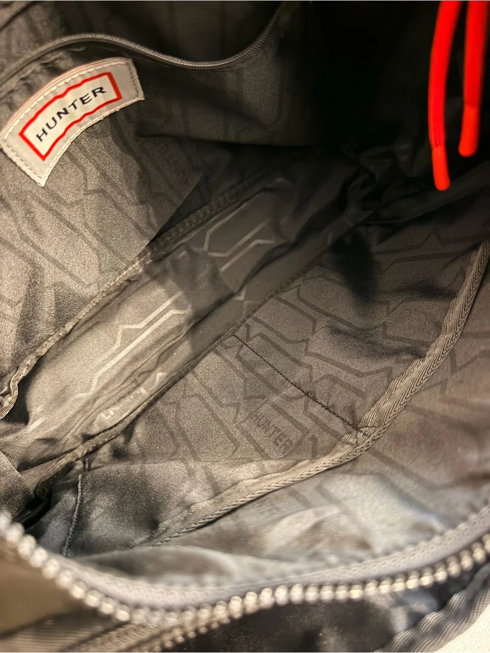 Hunter Black Commute Messenger Bag
